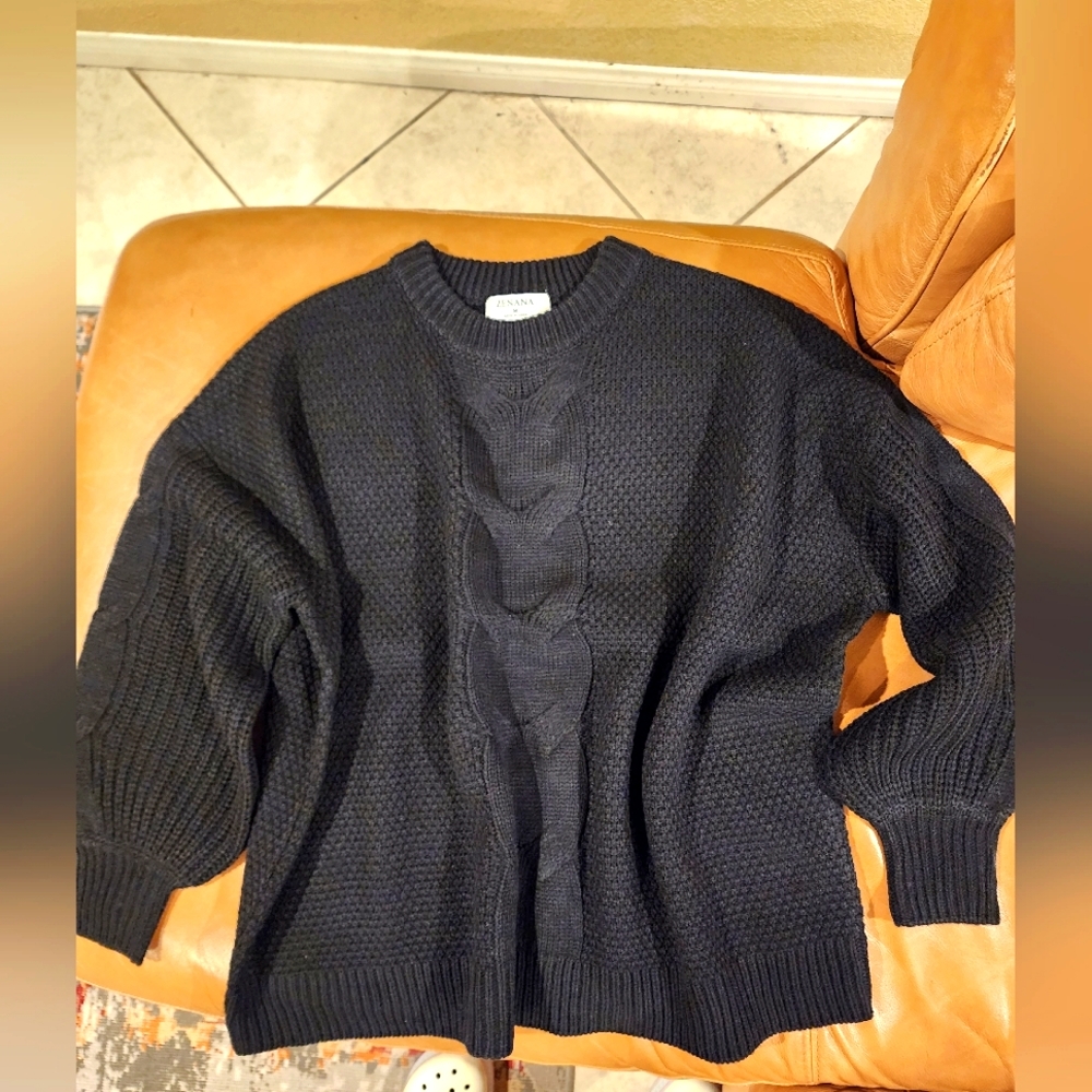 Balloon sleeve sweater